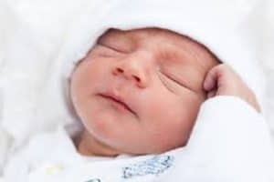 Can a newborn sleep too much?